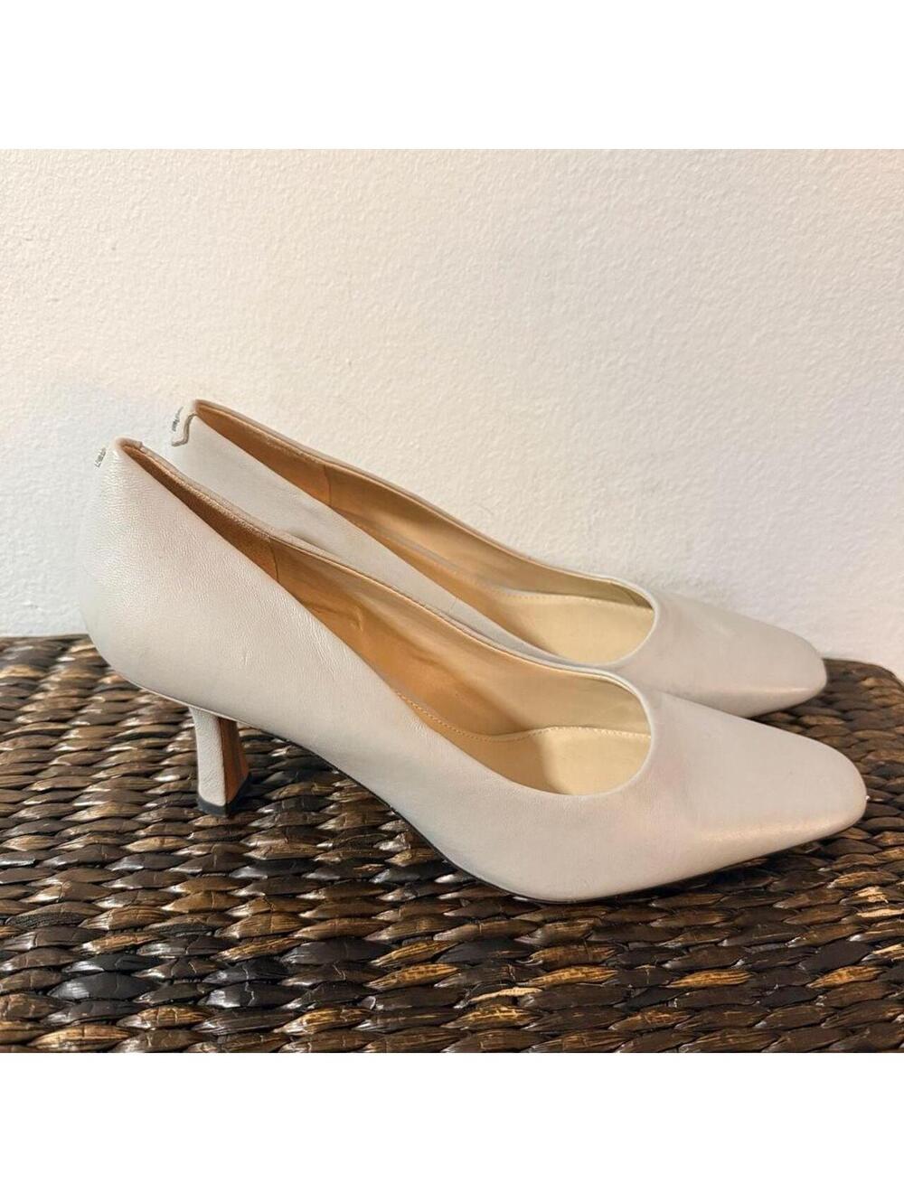 Sam Edelman - Picture 4 of 4